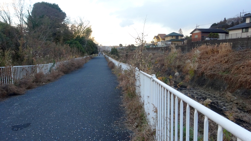 遊歩道 横浜市旭区鶴ヶ峰本町