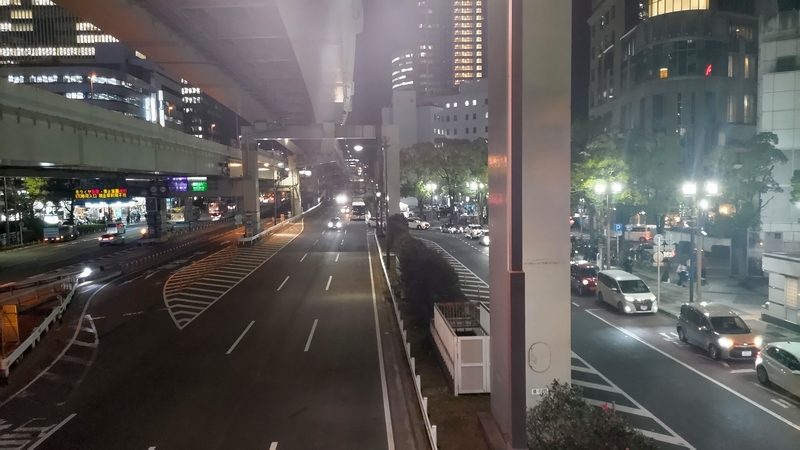 横羽線と東海道 横浜市西区横浜駅