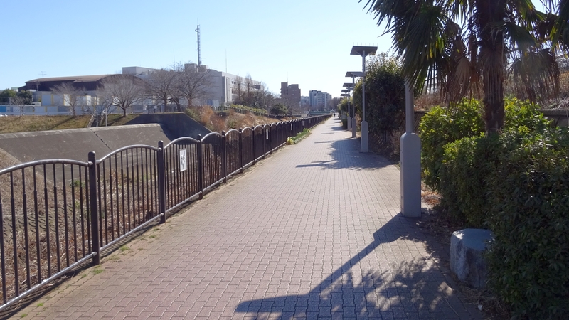 ソーラー式照明灯 横浜市泉区和泉中央北