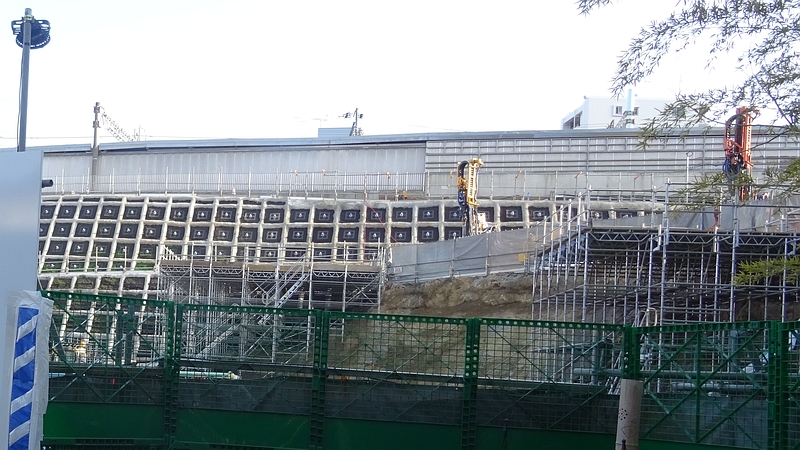 鶴ヶ峰連続立体交差事業 横浜市旭区帷子川親水緑道